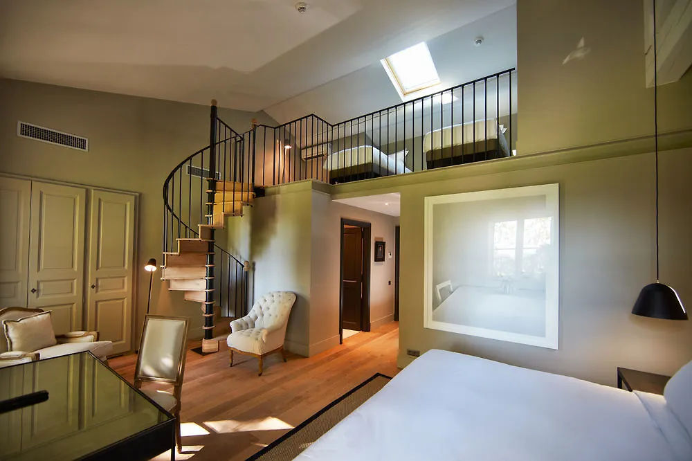 Domaine de Fontenille Lauris Hotel