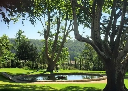 Domaine De Fontenille Lauris France